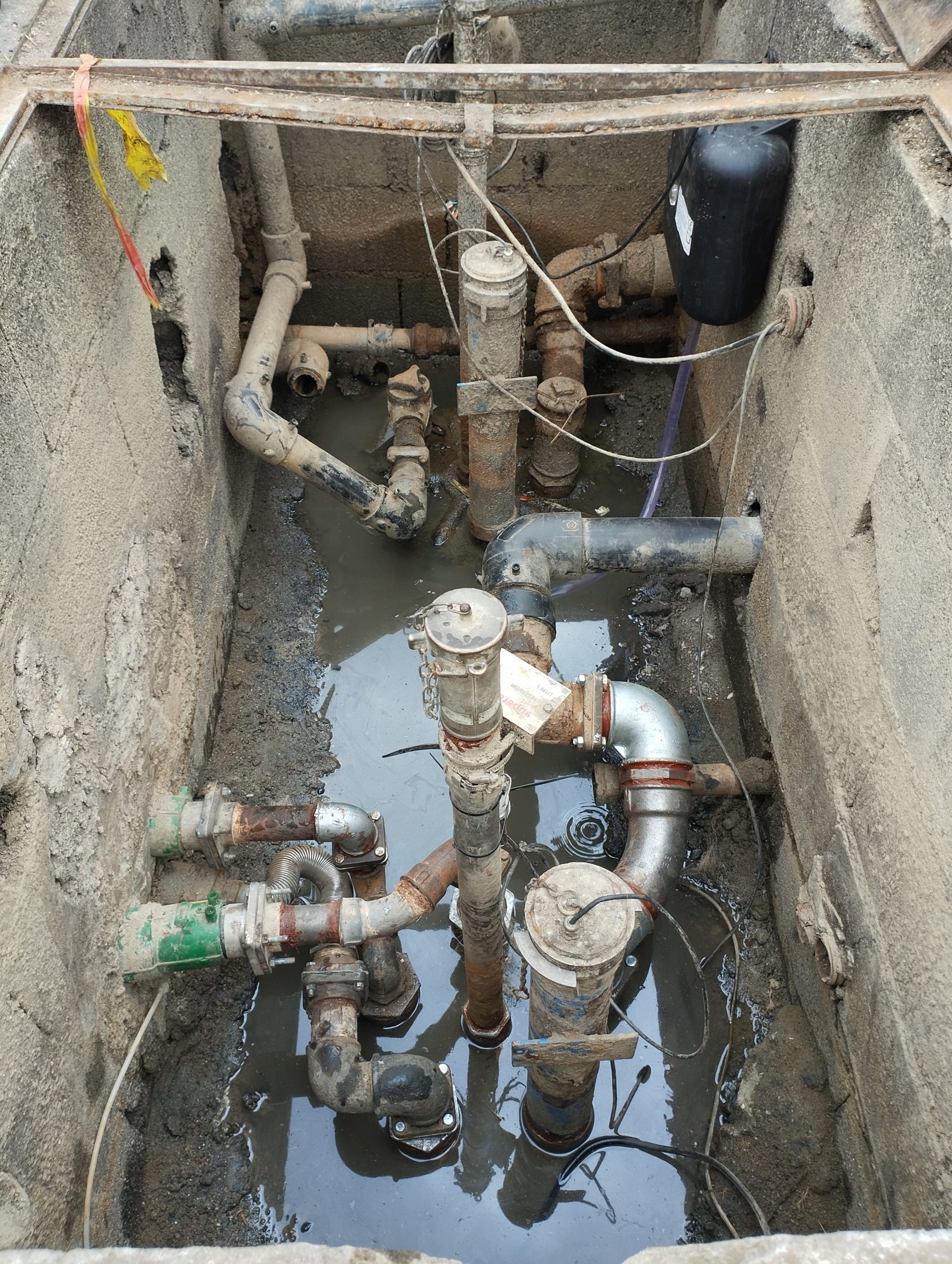 Maintenances préventives, amélioratives, correctives et curatives des équipements hydrocarbures Photo
